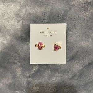 Kate Spade ♠️ enamel teapot and teacup earrings. For Alice in Wonderland. 🫖